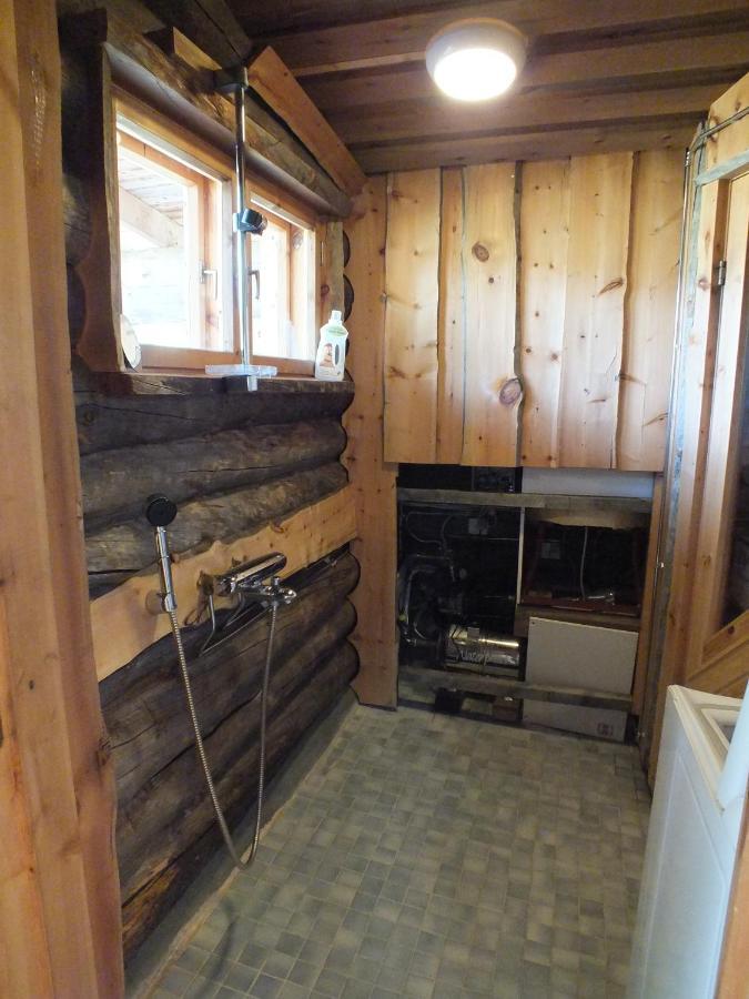 Cabin At Huskies Farm Inari Esterno foto