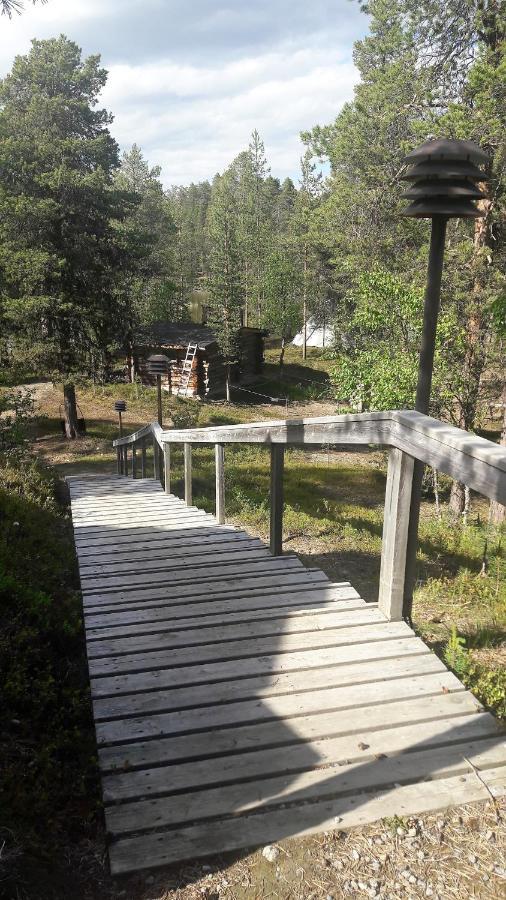 Cabin At Huskies Farm Inari Esterno foto